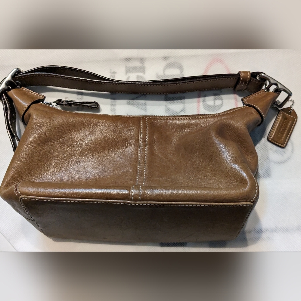 COACH 9564 LEGACY DEMI HOBO Tan Leather Shoulder Bag GUC